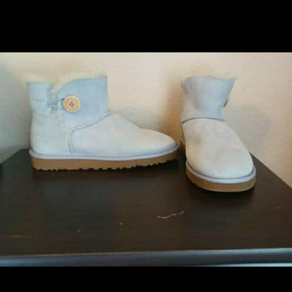 UGG Ankle Boot (baby blue)